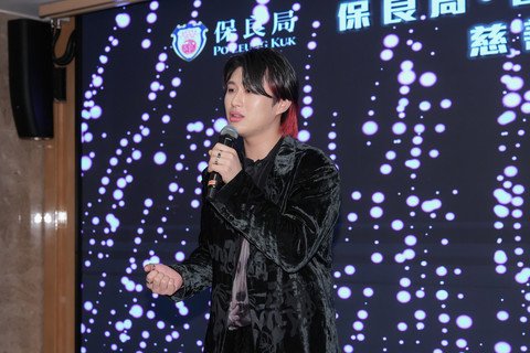 演藝嘉賓包括新鮮出爐《聲秀》冠軍馮熙燮先生、《中年好聲音3》冠軍黃博小姐、吳國敬先生等以歌聲為慈善出力演唱，傳遞愛心。